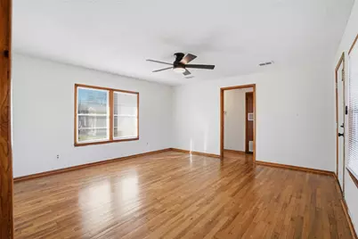 321 W Highway 199, Springtown, TX 76082 - Photo 12