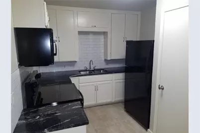 2909 Avenue A, Fort Worth, TX 76105 - Photo 2