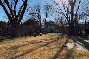 2818 Tolosa Dr, Dallas, TX 75228 - Photo 14