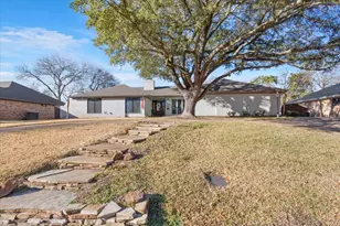 304 Trailwood Dr, Woodway, TX 76712 - Photo 2