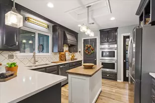 304 Trailwood Dr, Woodway, TX 76712 - Photo 12