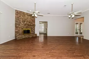 1729 Creek Valley Rd, Mesquite, TX 75181 - Photo 4