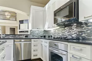 4226 Spyglass Hill Ln, Irving, TX 75038 - Photo 8