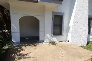 901 Blandin St, Fort Worth, TX 76111 - Photo 4