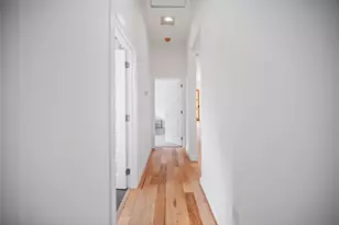 1350 Strickland St, Dallas, TX 75216 - Photo 12