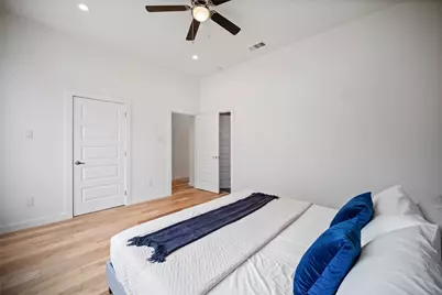 1350 Strickland Street, Dallas, TX 75216 - Photo 14