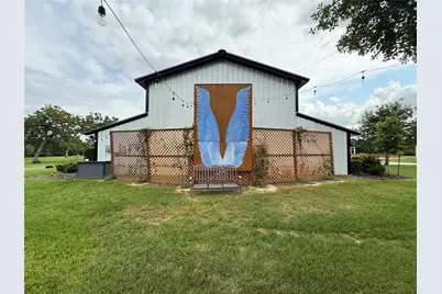 601 E Collard Street, Madisonville, TX 77864 - Photo 34