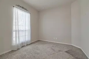 1212 Lantana Ln, Burleson, TX 76028 - Photo 14