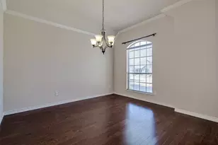 1212 Lantana Ln, Burleson, TX 76028 - Photo 12