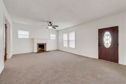 1609 Walworth, Greenville, TX 75401 - Photo 8