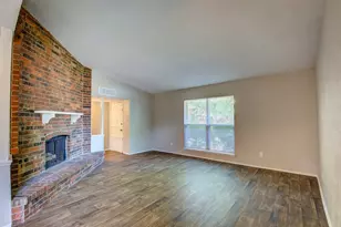 7801 Summerglen Rd, Fort Worth, TX 76133 - Photo 32