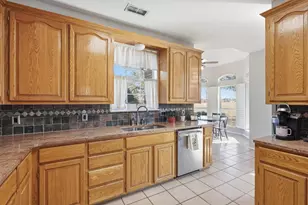 4700 Meadow Dr, Abilene, TX 79606 - Photo 12