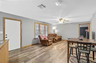 239 Wildwood Ave, Elm Mott, TX 76640 - Photo 4