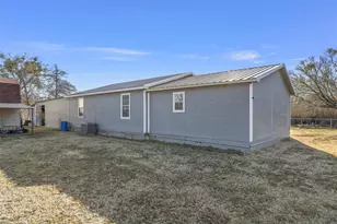 239 Wildwood Ave, Elm Mott, TX 76640 - Photo 22