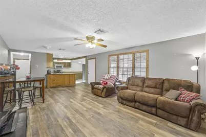 239 Wildwood Avenue, Elm Mott, TX 76640 - Photo 2