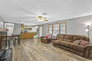 239 Wildwood Ave, Elm Mott, TX 76640 - Photo 2