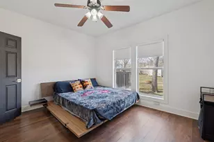 318 W Willingham St, Cleburne, TX 76033 - Photo 10