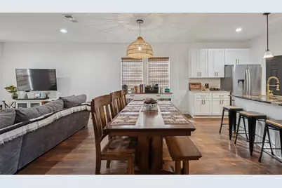 318 W Willingham Street, Cleburne, TX 76033 - Photo 26