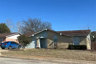 1207 Mars Dr, Cedar Hill, TX 75104 - Photo 2