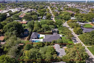 826 E Texas St, Grapevine, TX 76051 - Photo 4