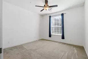 950 Henderson St, Fort Worth, TX 76102 - Photo 10