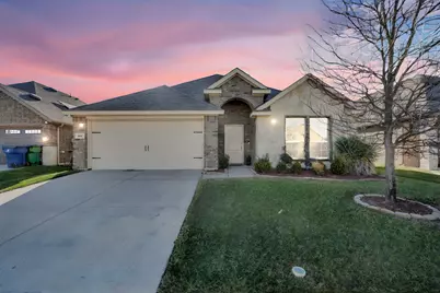 127 Garden Grove Drive, Waxahachie, TX 75165 - Photo 2
