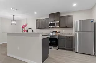 1105 N 11th St, Waco, TX 76707 - Photo 4