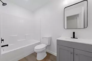 1105 N 11th St, Waco, TX 76707 - Photo 10