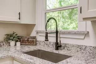 1220 S Brazos St, Weatherford, TX 76086 - Photo 20