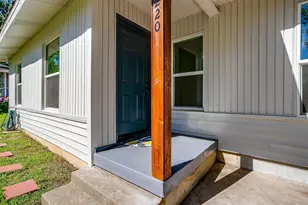 1220 S Brazos St, Weatherford, TX 76086 - Photo 2