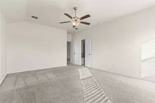 5313 Creek Hill Ln, Fort Worth, TX 76179 - Photo 10