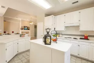 2221 Grinelle Dr, Plano, TX 75025 - Photo 10