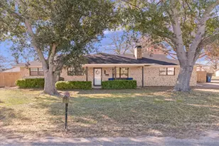345 Washington St, Van, TX 75790 - Photo 1