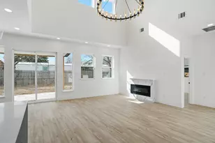 128 Cedar Ln, Roanoke, TX 76262 - Photo 2