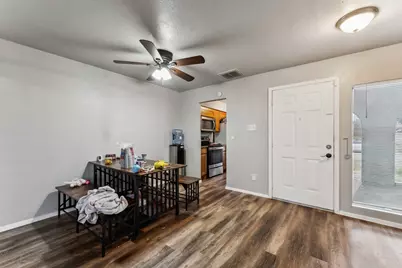 2401 Doreen Street, Grand Prairie, TX 75050 - Photo 14