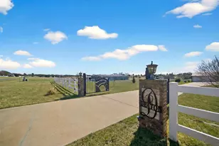 23151 Champion Dr, Lindale, TX 75771 - Photo 4