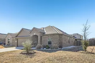 1800 Tyne Way, Crowley, TX 76036 - Photo 2