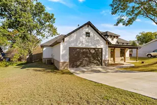 703 Ridgeway Rd, Joshua, TX 76058 - Photo 4