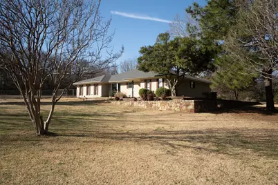 826 Indian Trail, Argyle, TX 76226 - Photo 2