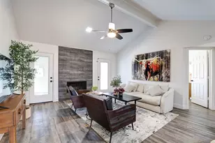 312 Almond Ln, Euless, TX 76039 - Photo 8