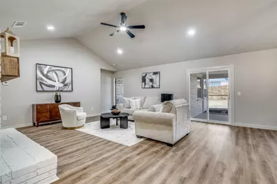 229 Lansford Drive, Benbrook, TX 76126 - Photo 4