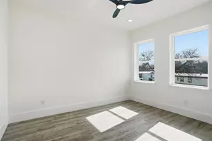 125 Palm Ln, Roanoke, TX 76262 - Photo 10