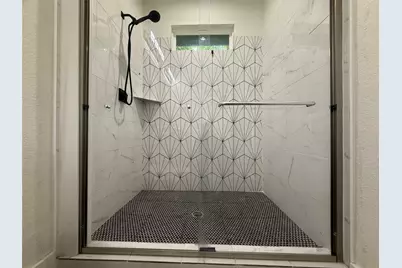 201 E 10th Street, Kaufman, TX 75142 - Photo 16