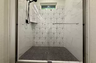 201 E 10th St, Kaufman, TX 75142 - Photo 16