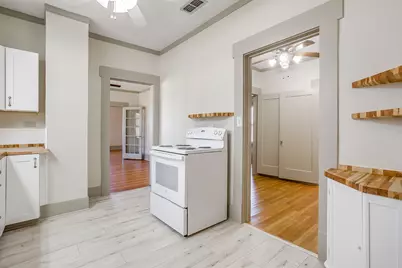 911 W Chambers Street, Cleburne, TX 76033 - Photo 18