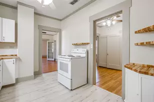 911 W Chambers St, Cleburne, TX 76033 - Photo 18