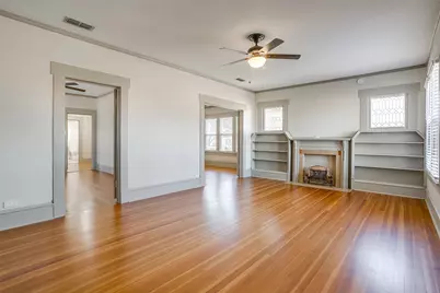 911 W Chambers Street, Cleburne, TX 76033 - Photo 8