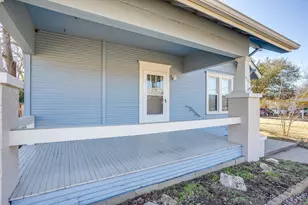 911 W Chambers St, Cleburne, TX 76033 - Photo 6