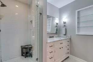 9702 Lakemont Dr, Dallas, TX 75220 - Photo 14