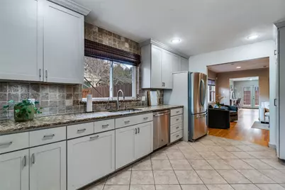 9702 Lakemont Drive, Dallas, TX 75220 - Photo 6